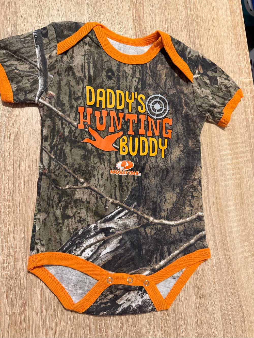 Mossy Oak Camo Baby Hunting BuddyOne-Piece shirt Orange Hunting camouflage 18 mo